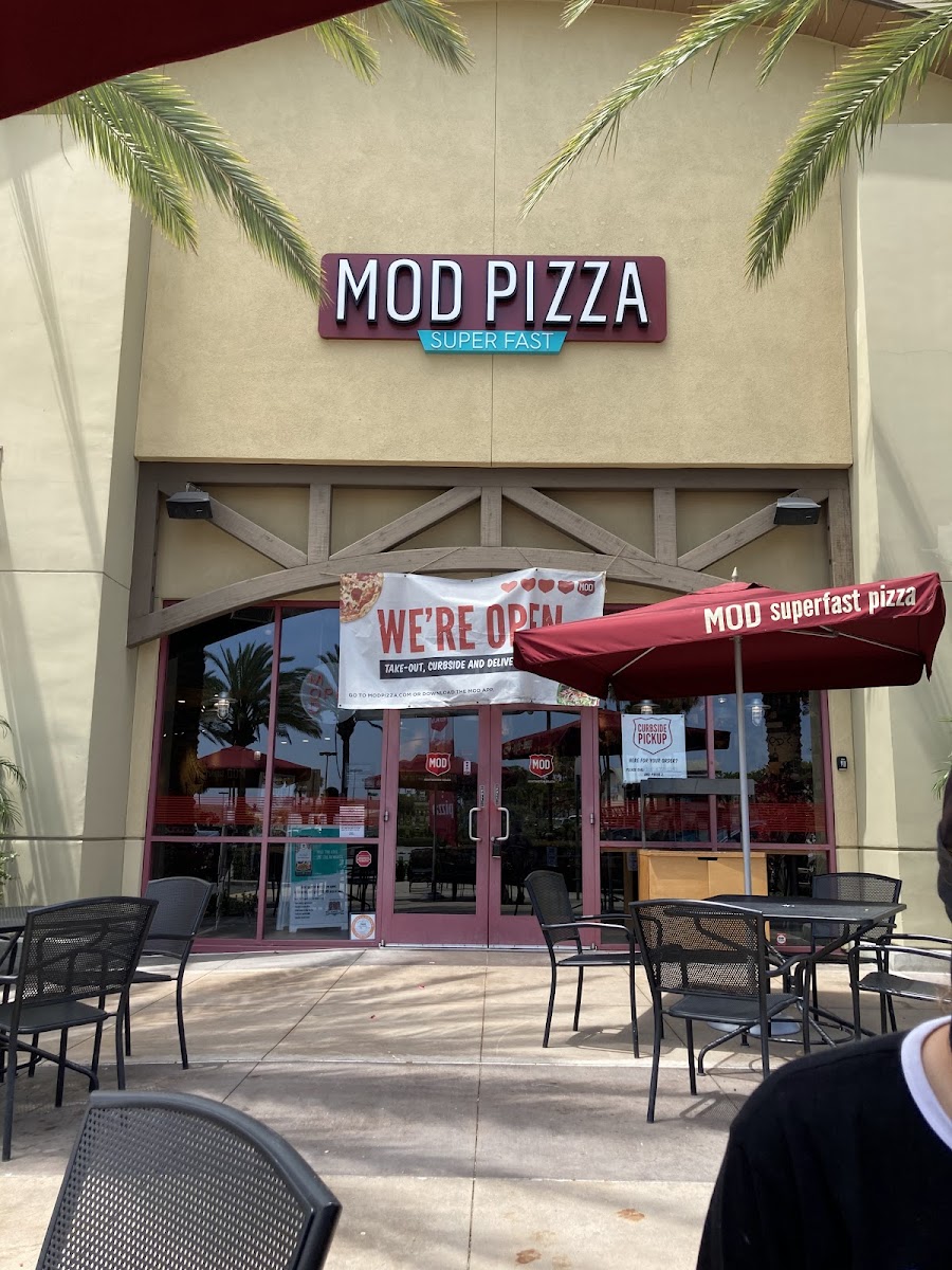 Mod Pizza Huntington Beach